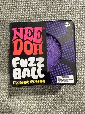 NeeDoh Fuzz Ball Purple